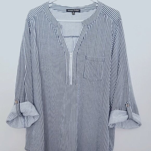 Always Indigo Tops - Always Indigo Zip V-neck | Size 3X